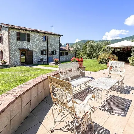 Luxury With Pool By Varental Villa *