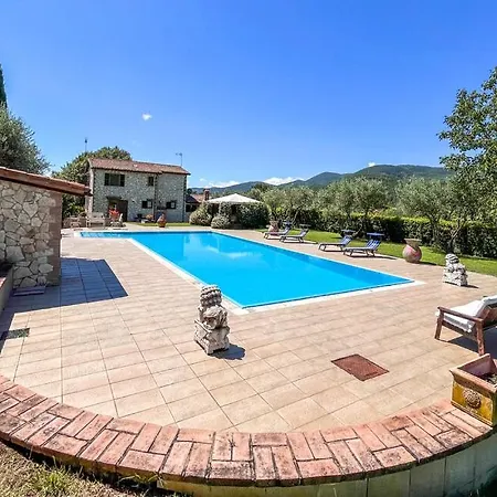 Luxury With Pool By Varental Villa