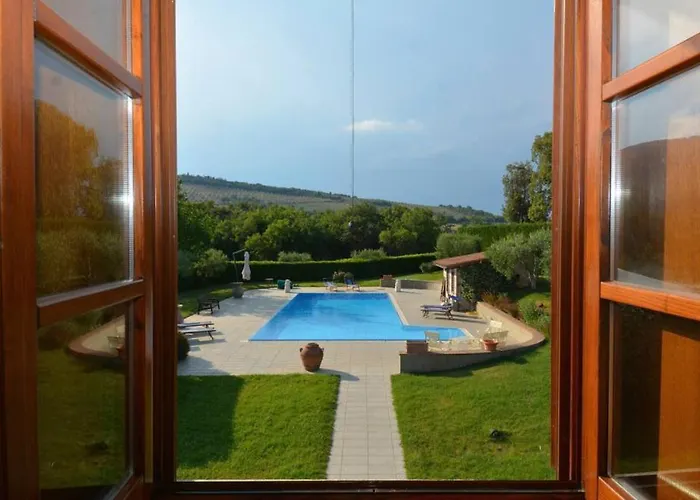 Villa Luxury With Pool By Varental