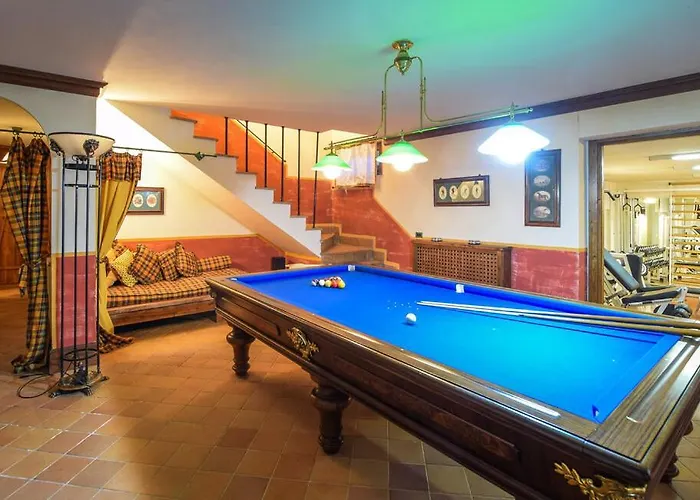 Luxury With Pool By Varental * Melezzole